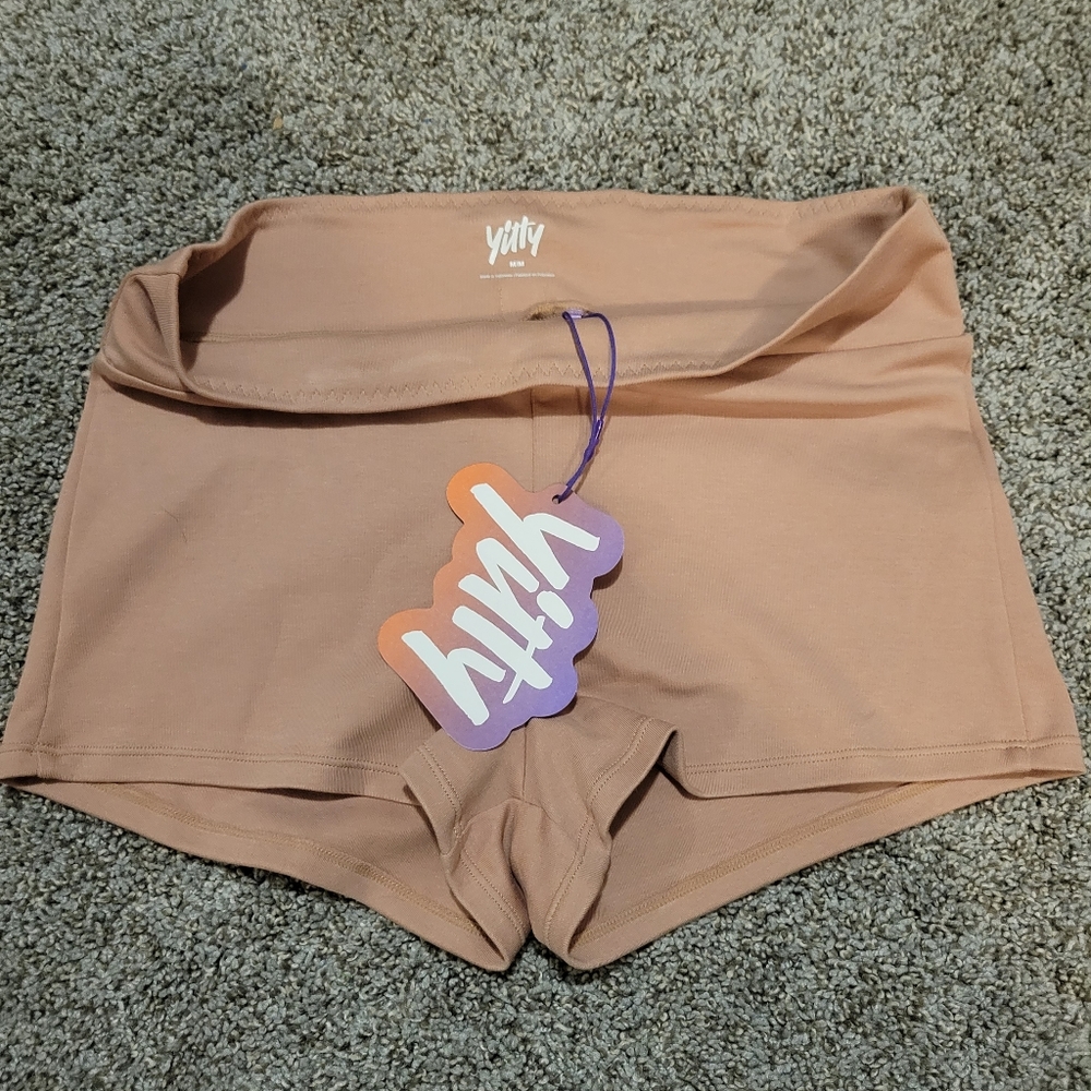 Yitty size medium spandex pink beige color